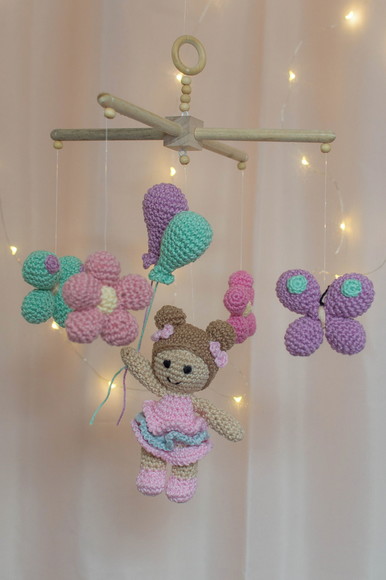 Mobile Amigurumi Bonequinha