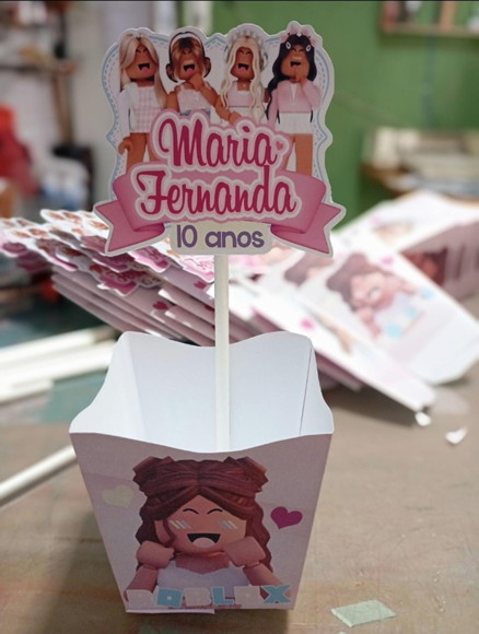 Centro de Mesa Roblox Menina Rosa - Imagem 2