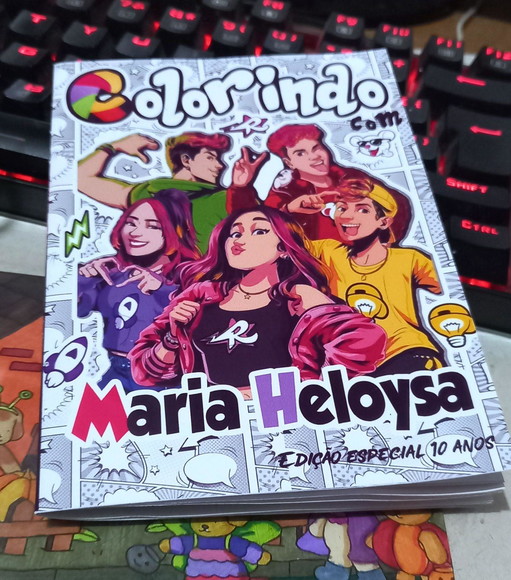 Revistinha Personalizada dos Rosas ( Emily Vick) - Imagem 2
