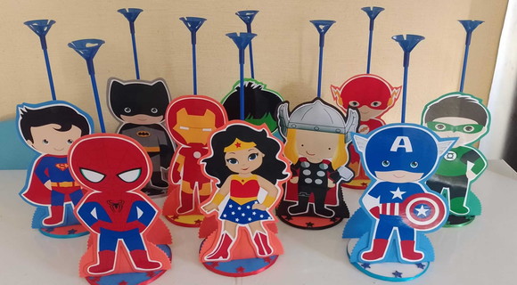 Super Heróis Centros de Mesa com Porta Guardanapos 10 Unid.