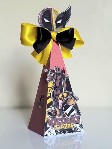 Caixa Pirâmide/ Cone Deadpool e Wolverine