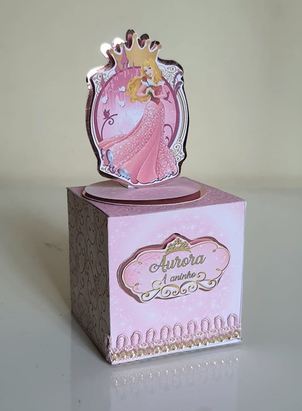 Caixa Cubo Bela Adormecida / Aurora