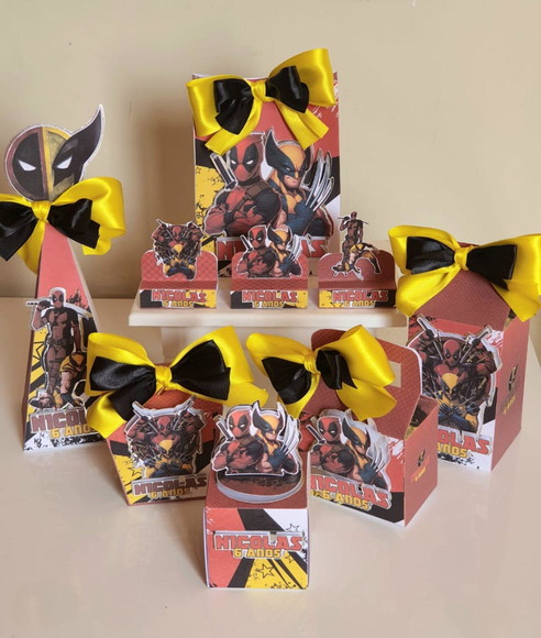 Kit 50 Lembrancinhas para Festa Deadpool e Wolverine