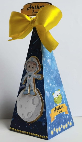 Caixa Pirâmide/cone Astronauta - Imagem 3