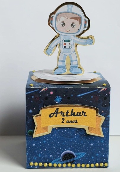 Caixa Cubo Astronauta