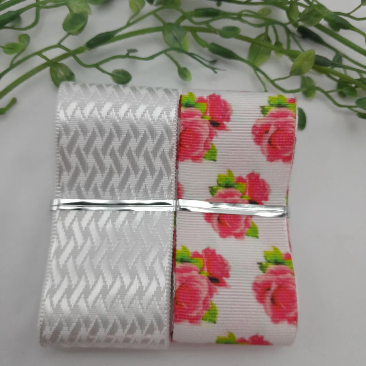 Kit de Fitas Estampa Flores Tons Rosa/Pink e Escama de Peixe Branco Brilho - Imagem 3