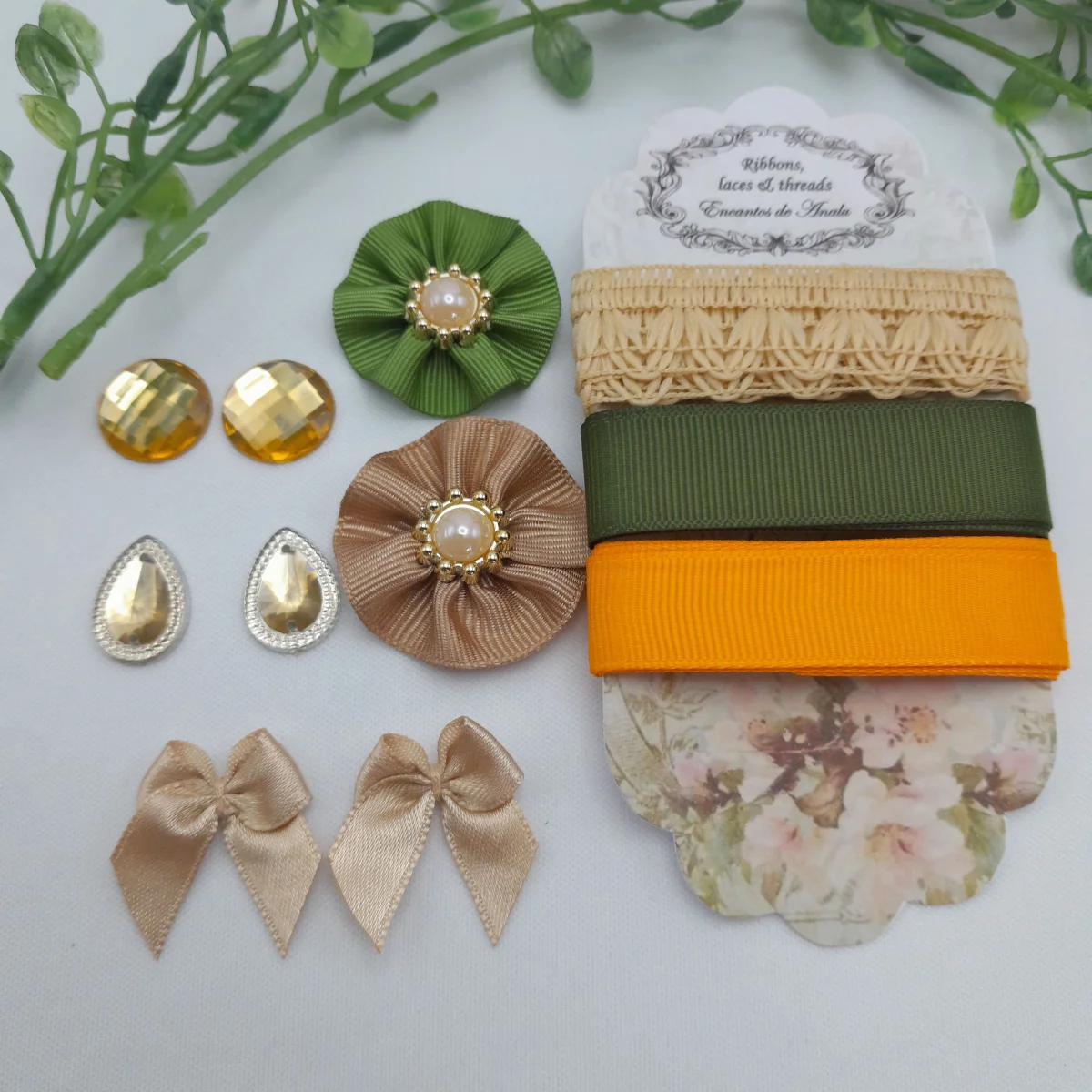 Cartela Aviamentos Coordenados Bege, Verde e Laranja para Artes e Scrap - Imagem 2