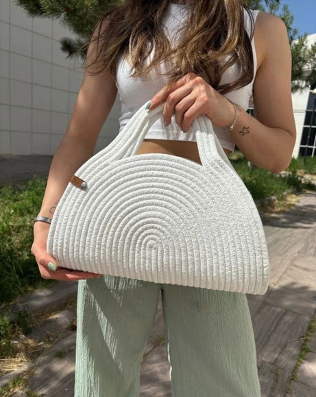 Bolsa de Mão em Corda de Algodão