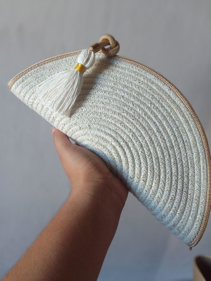 Clutch em Corda de Algodão com Brilho Festa