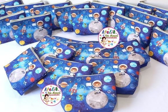 Necessaire Personalizada Astronauta