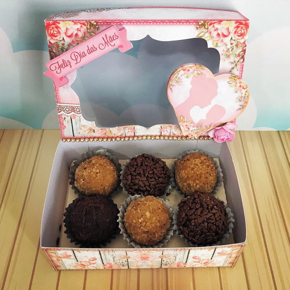 Caixa para 6 Brigadeiro Dia das Mães