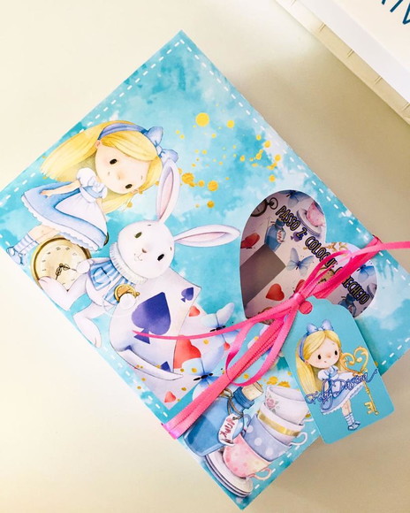 Caixa Mini Confeiteiro Alice País das Maravilhas