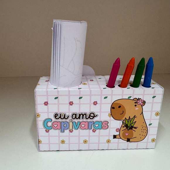 Kit para Colorir com Giz de Cera e Massinha Capivara - Imagem 3