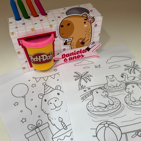 Kit para Colorir com Giz de Cera e Massinha Capivara - Imagem 2
