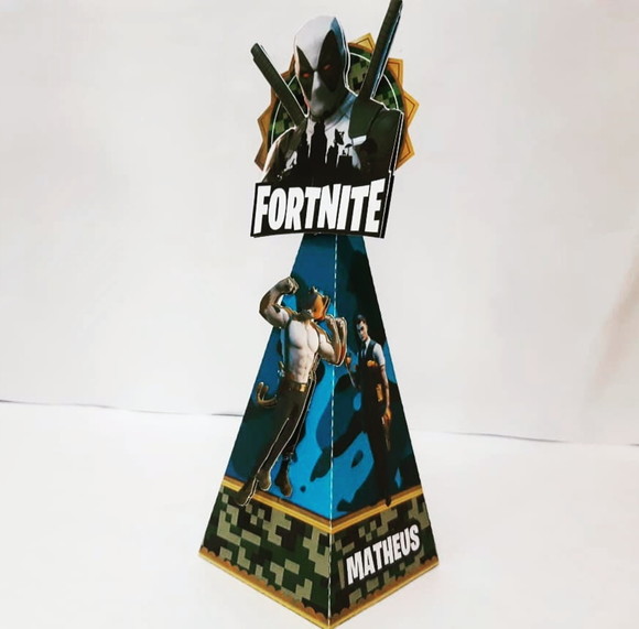 Caixa Piramide Fortnite