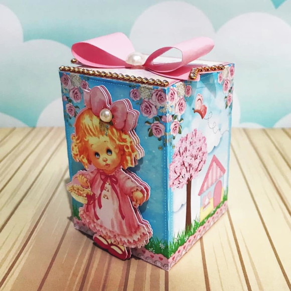 Caixa Cubo Casinha de Boneca