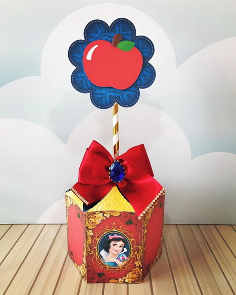 Centro de Mesa Branca de Neve