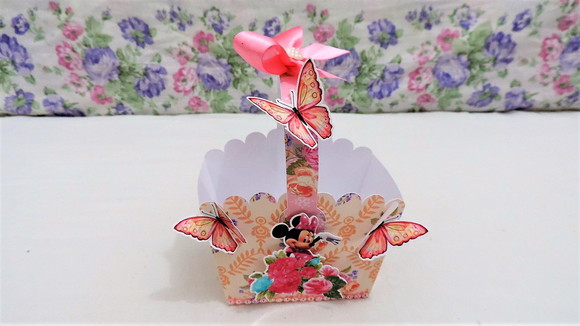 Cesta Minnei Rosa
