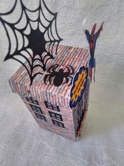 Caixa Predio Homem Aranha - Imagem 2