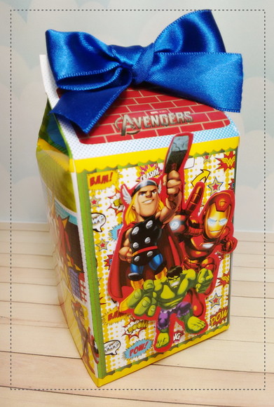 Caixa Milk Vingadores