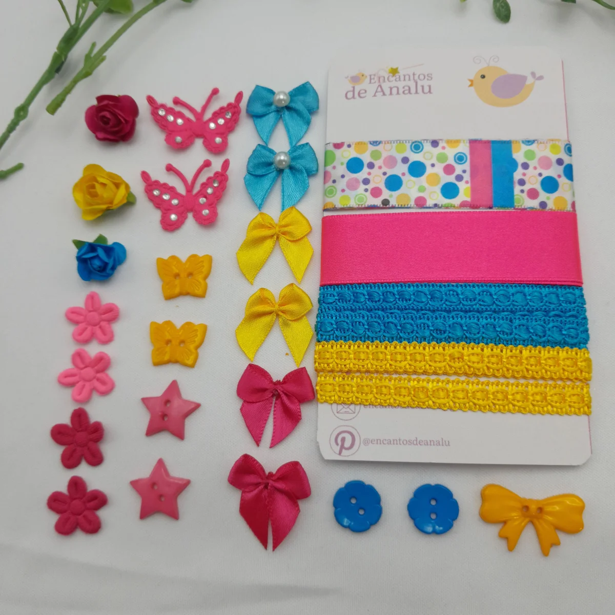 Kit de Aviamentos, Fitas e Enfeites Coordenados Tons Rosa, Azul e Amarelo para Artesanato - Imagem 4