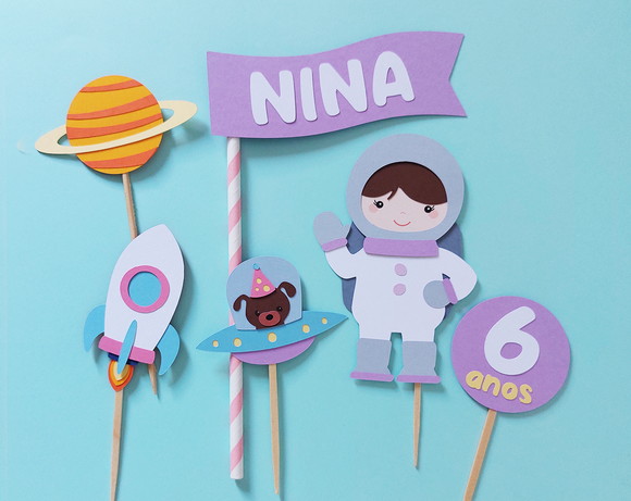 Topo de Bolo Astronauta Menina - Imagem 2