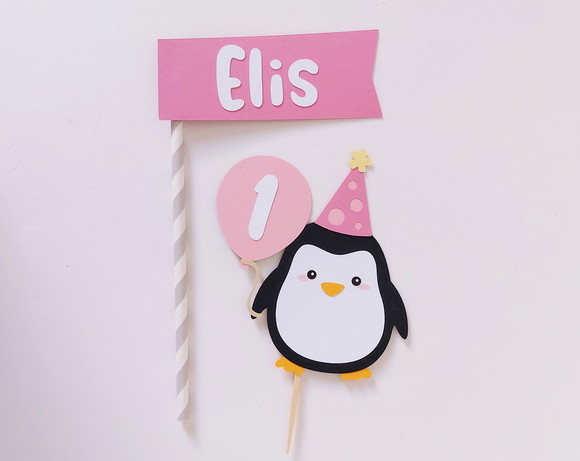 Topo de Bolo Pinguim Menina