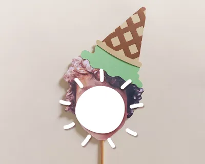 Topper de Bolo com Foto de Rostinho e Chapeuzinho de Sorvete