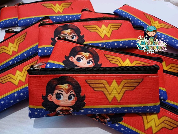 25 Estojos Slim Personalizado Mulher Maravilha Tam: 19x7cm - Imagem 2