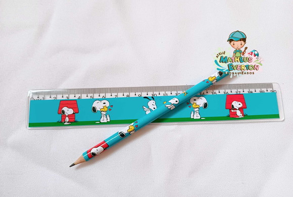 25 Lápis + 25 Réguas Personalizado Snoopy