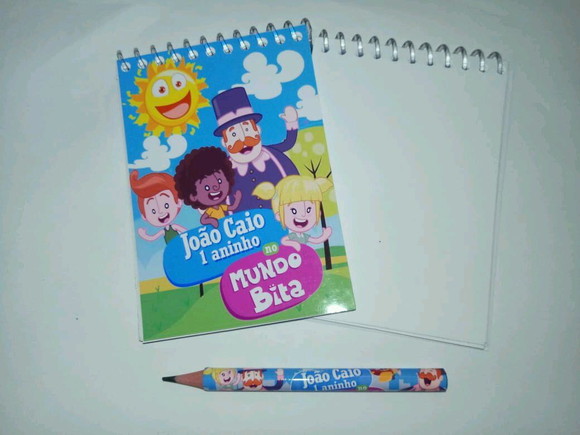 Bloquinho + Mini Lápis Personalizado Bita e as Brincadeiras