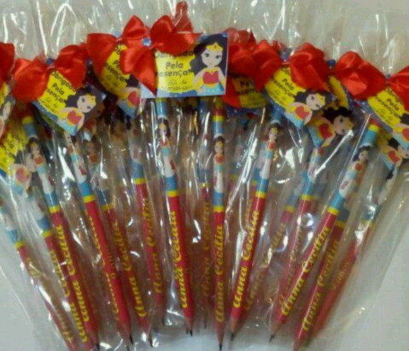 Lápis Personalizado Mulher Maravilha - Imagem 2