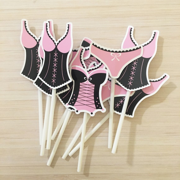 Topo Bolo Chá de Lingerie - Imagem 2