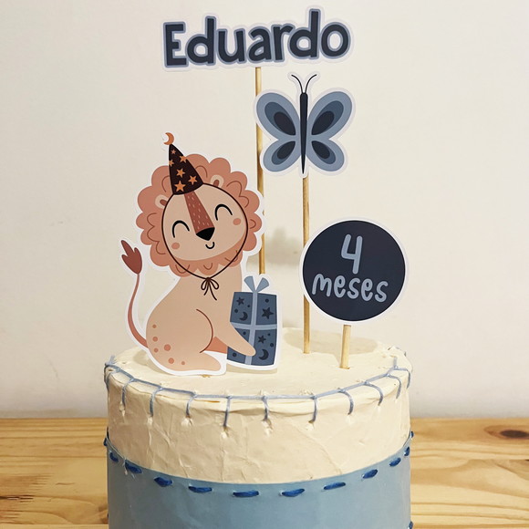 Topo de Bolo Mesversário Leãozinho
