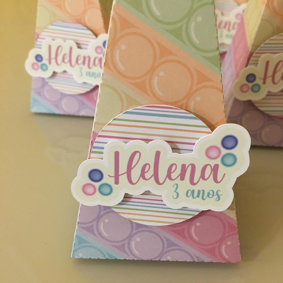 Caixa Pirâmide Festa Pop It - Imagem 2