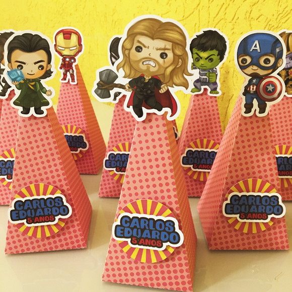 Caixinha Pirâmide Festa Vingadores - Imagem 4