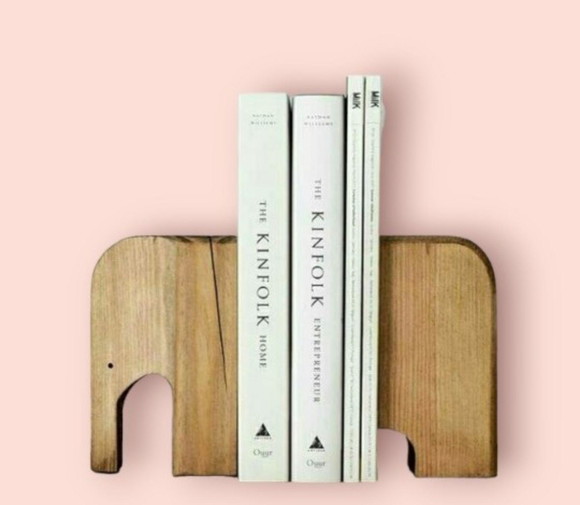 Aparador de Livros Elefante