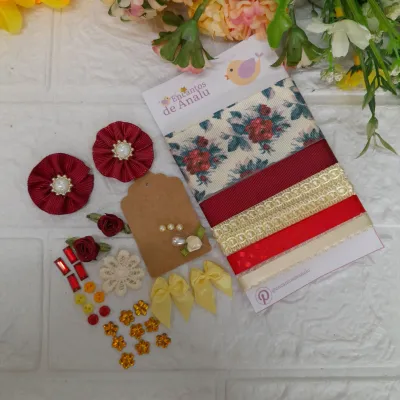 Kit de Fitas,  Enfeites e Ornametos Coordenados  em Tons de Vermelho e Bege Artesanato Criativo