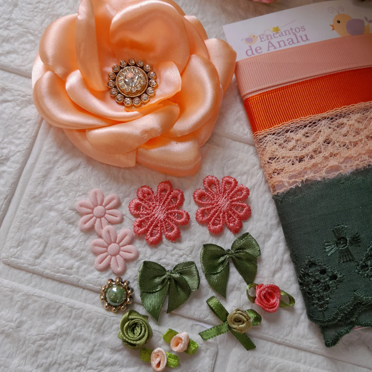 Kit de Fitas, Aviamentos e Enfeites Coordenados Verde e Coral | Artesanato Criativo, Costura e Scrap - Imagem 3