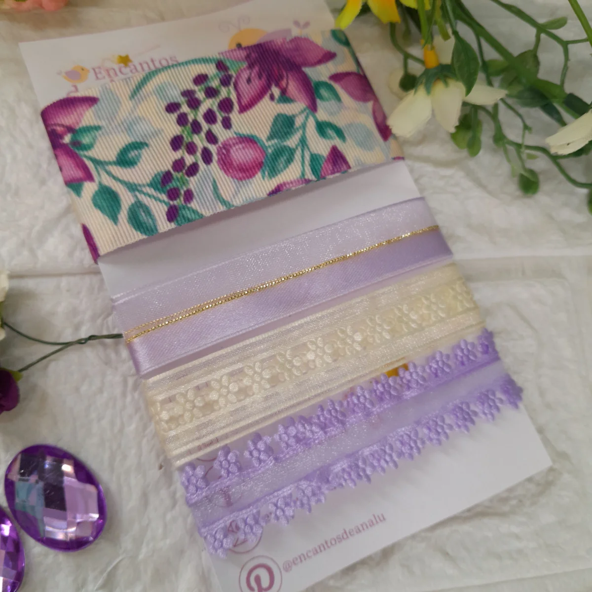 Kit de Fitas e Enfeites Coordenados Lilas, Roxo e Bege | Artesanato Criativo, Costura e Scrap - Imagem 3