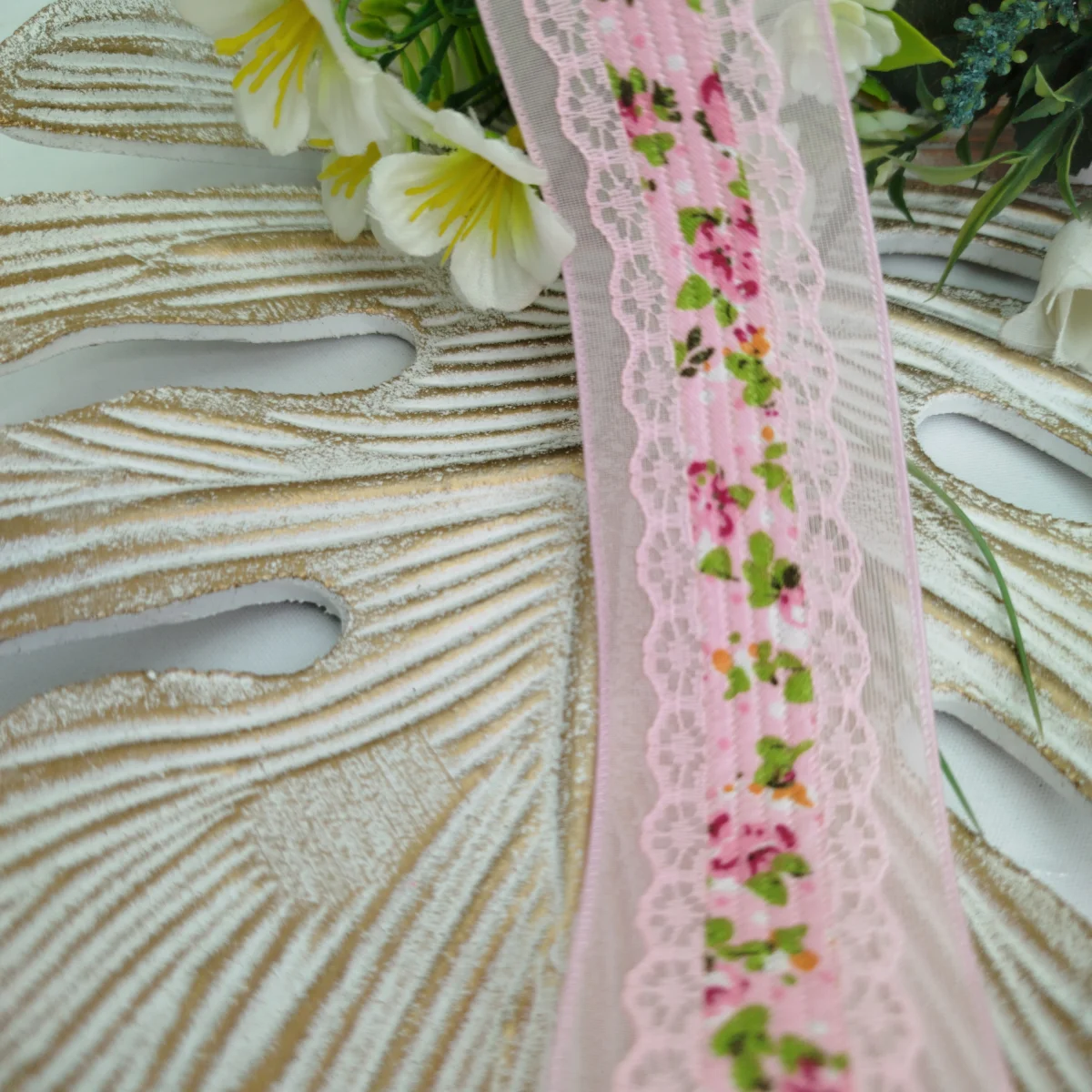 Fita Voil Rosa com Aplique de Rendas e Estampa de Flores - 38 mm - venda a metro - Imagem 7
