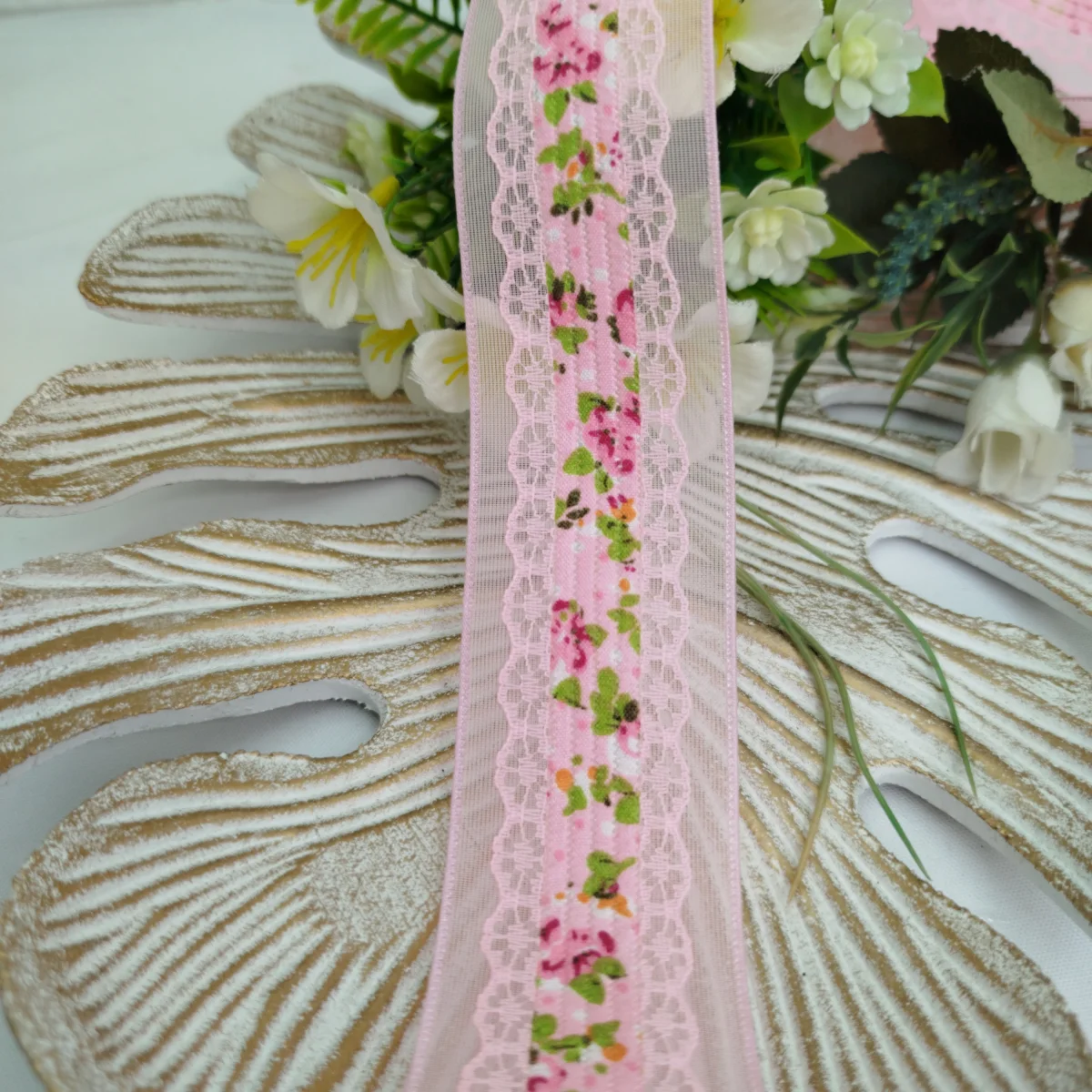 Fita Voil Rosa com Aplique de Rendas e Estampa de Flores - 38 mm - venda a metro - Imagem 4