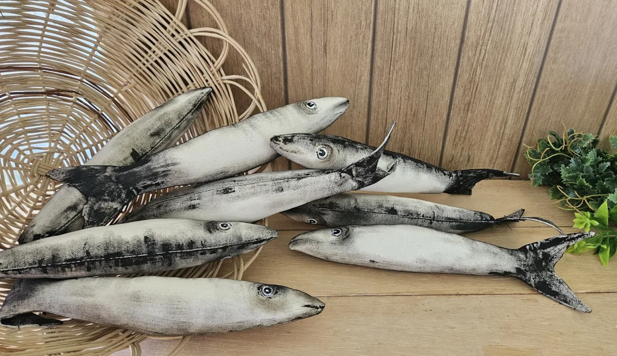 Sardinhas de Tecido cardume com 06 - Imagem 3
