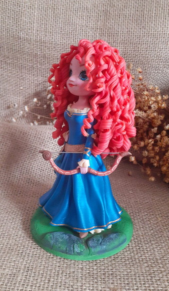 Boneca Princesa Mérida Valente em Biscuit - Imagem 3