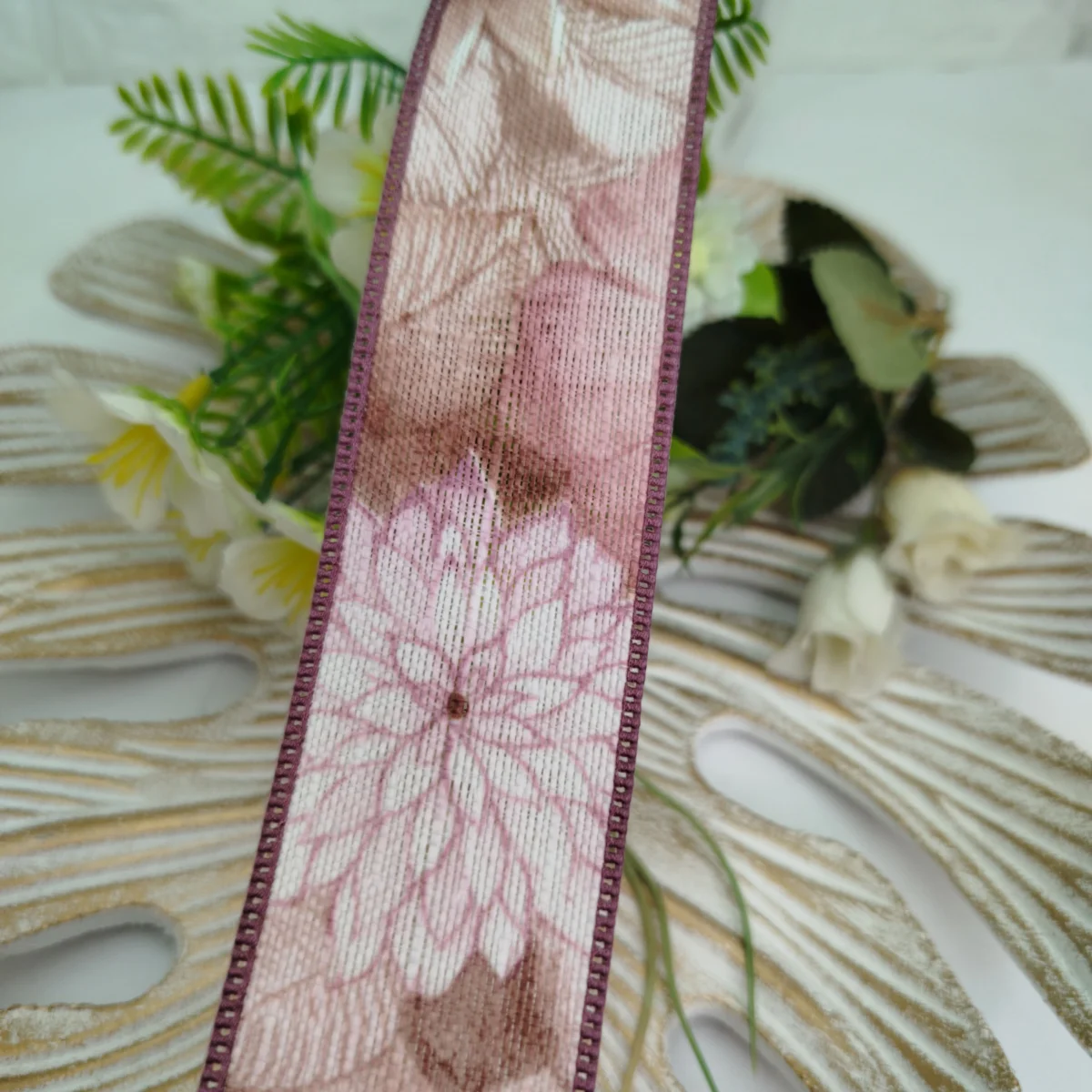 Fita de Linho Estampa de Flores em Tons Rosa Antigo - Artesanato e Costura Criativa - Imagem 3
