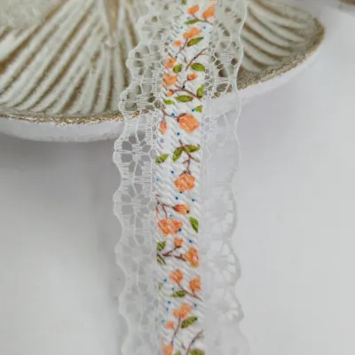 Fita Estampa Florzinhas Laranja e Bordas de Rendas Brancas  -3 cm largura - venda a metro