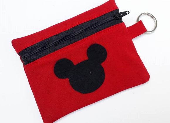 Lembrancinha Mickey e Minnie Porta Moedas - Imagem 2