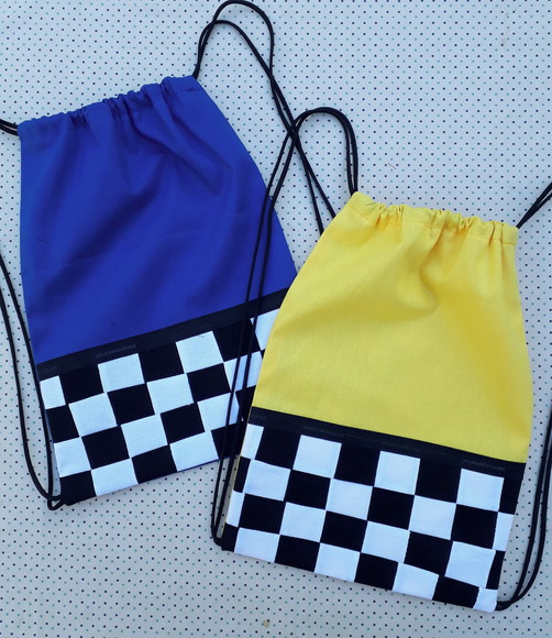Lembrancinha Mochilinha Mcqueen Bandeira Quadriculada - Imagem 4