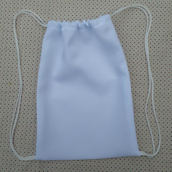 Mochilinha Branca de Poliéster para Lembrancinha 20 x 30 cm - Imagem 2