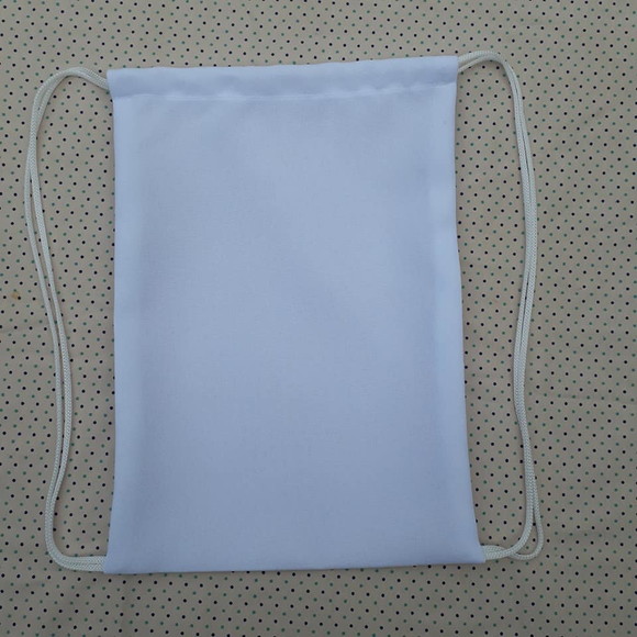 Mochilinha Branca de Poliéster para Lembrancinha 20 x 30 cm - Imagem 3